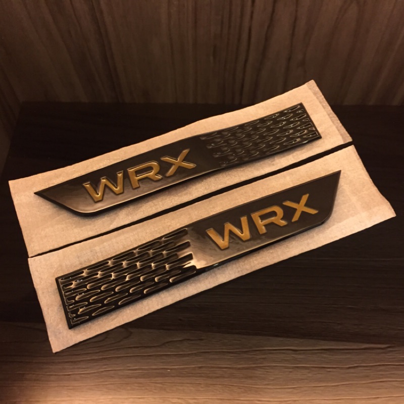 SUBARU WRX 葉子板鋼琴烤漆黑色側標