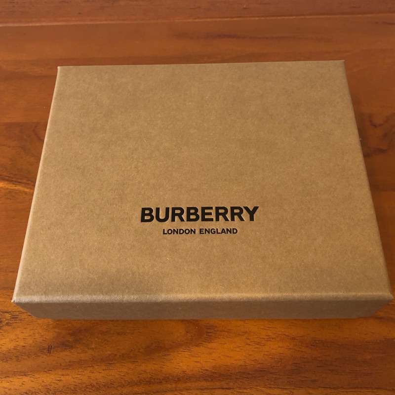 BURBERRY 禮物紙盒16x13.5公分+防塵袋