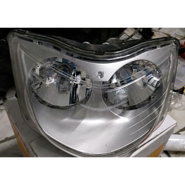 Yamaha 馬車250大燈