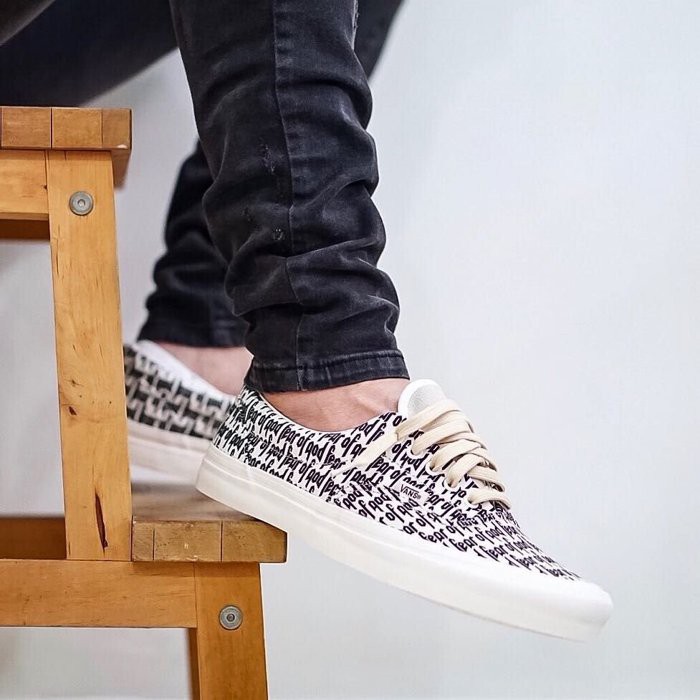 vans era x fear of god