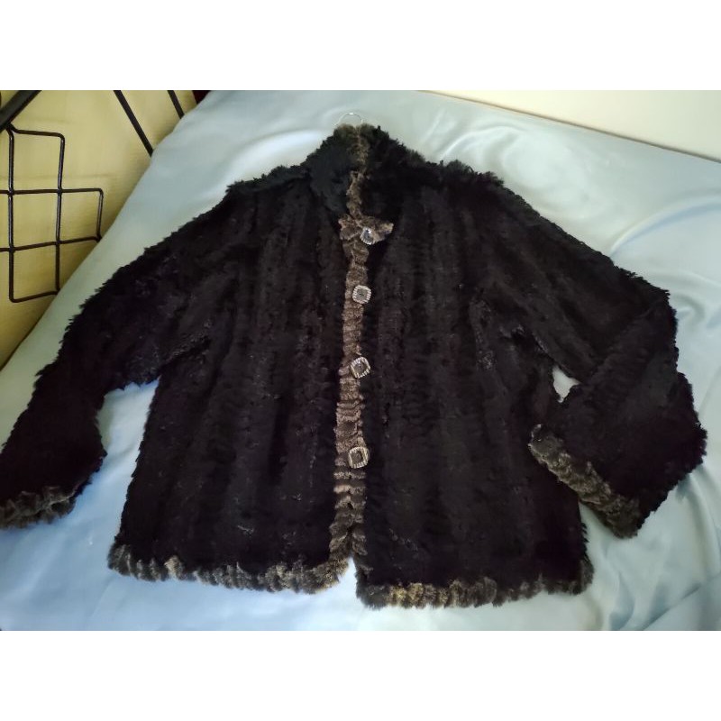 [99go] 全新 日本皮草專賣 黑色 編織 條紋款 雙面穿 真絲 外套 兔毛 海瀨毛 外套 短大衣 大尺寸