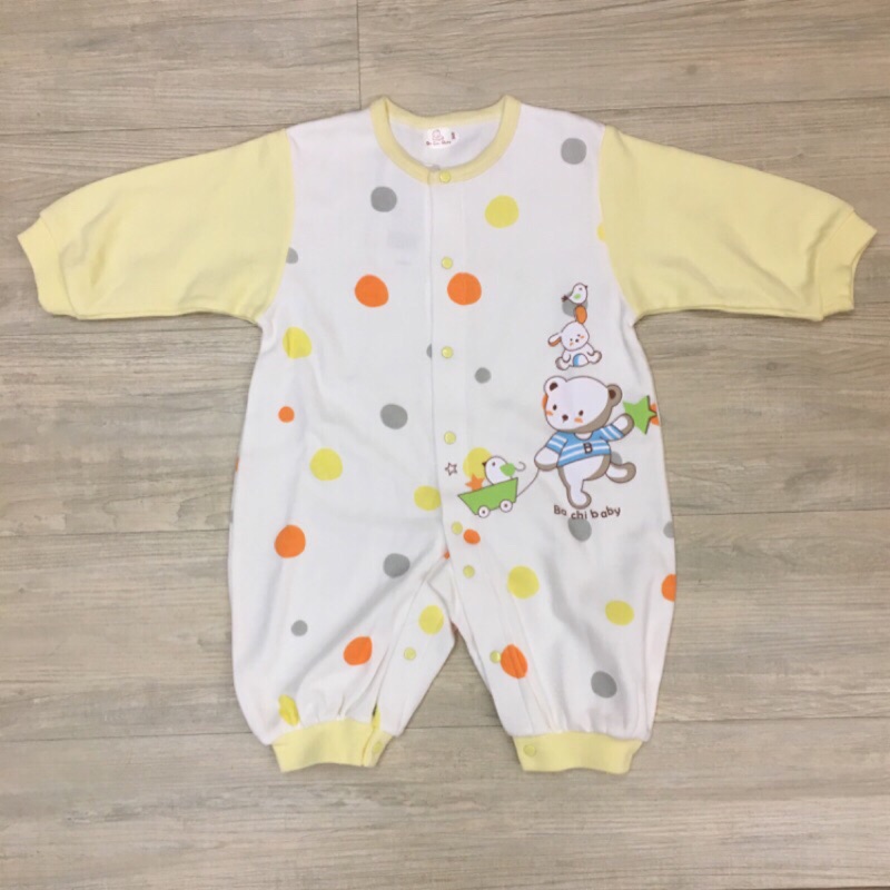 二手9成新～貝奇包屁衣 貝奇嬰兒服系列連身衣（可愛小熊圖案）台灣製 連身兔裝 尺寸1