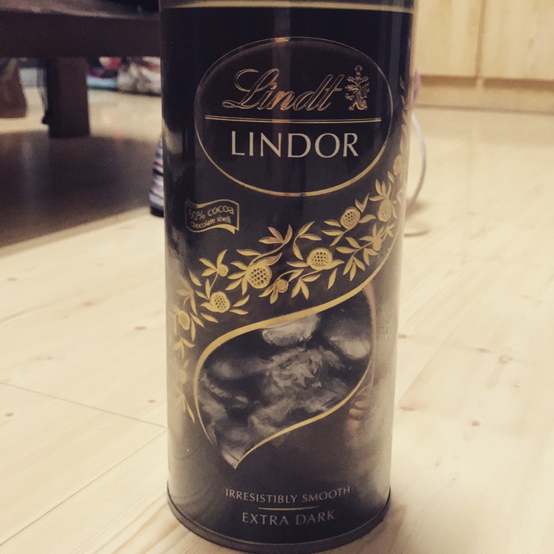 特惠🇨🇭Lindt LINDOR 瑞士蓮🇨🇭EXTRA DARK 黑巧克力 600g