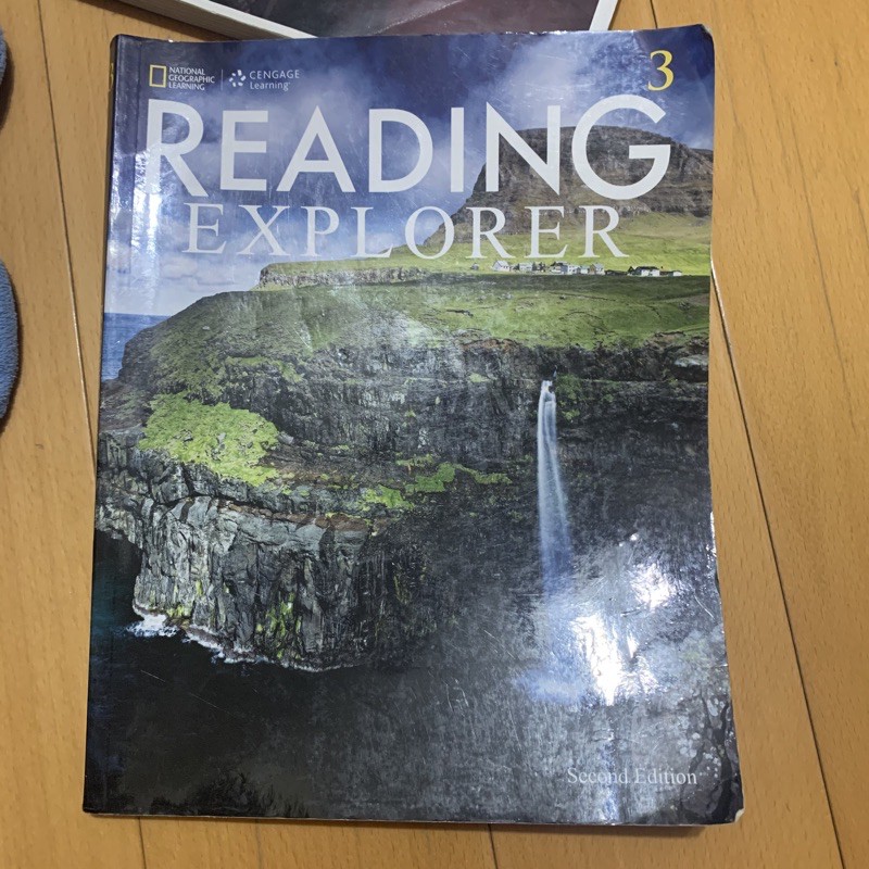 reading explorer 3 大一英文課本 中級