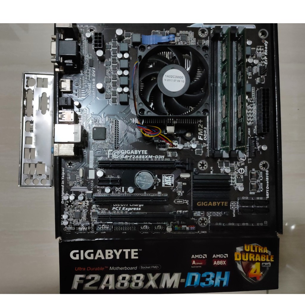GIGABYTE GA-F2A88XM-D3H 主機板 + AMD A8-5600K