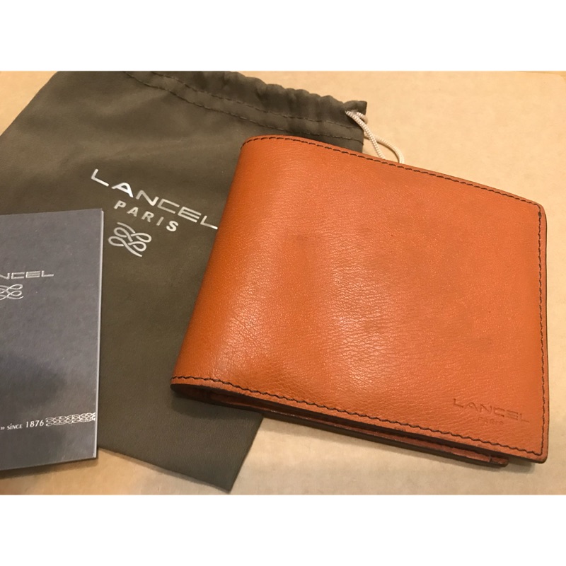 法國百年品牌 LANCEL 真皮皮夾 極少用 巴黎購入 有保卡防潮袋 保存良好 幾近全新 有零錢袋