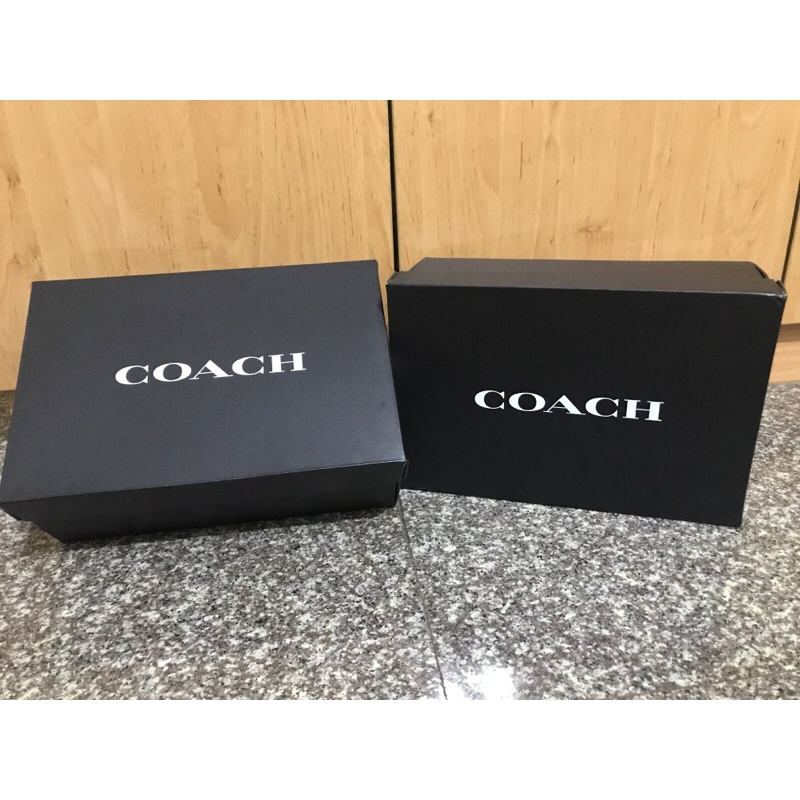 COACH 品牌鞋盒