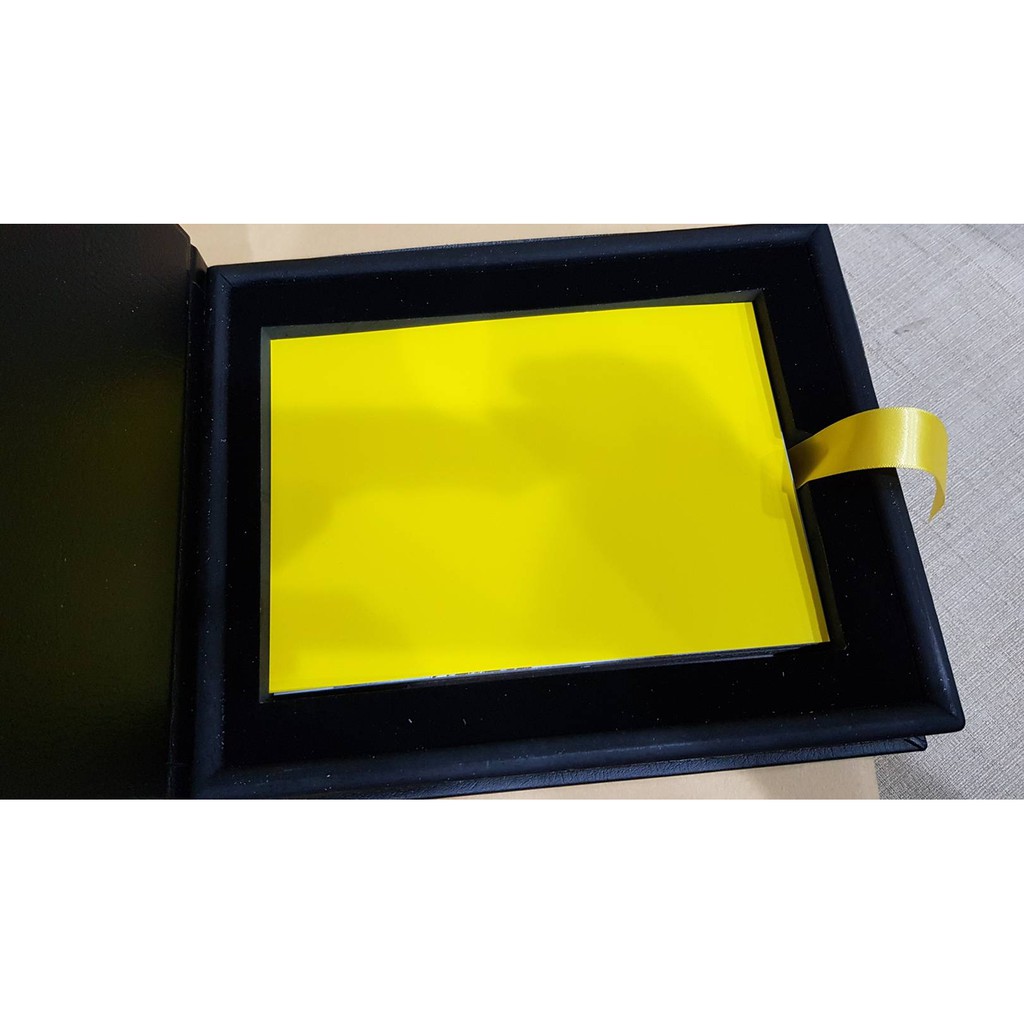 Bigbang G Dragon Gd Space 8 展覽會限量商絕版商品展覽會相片組全新未使用過 蝦皮購物