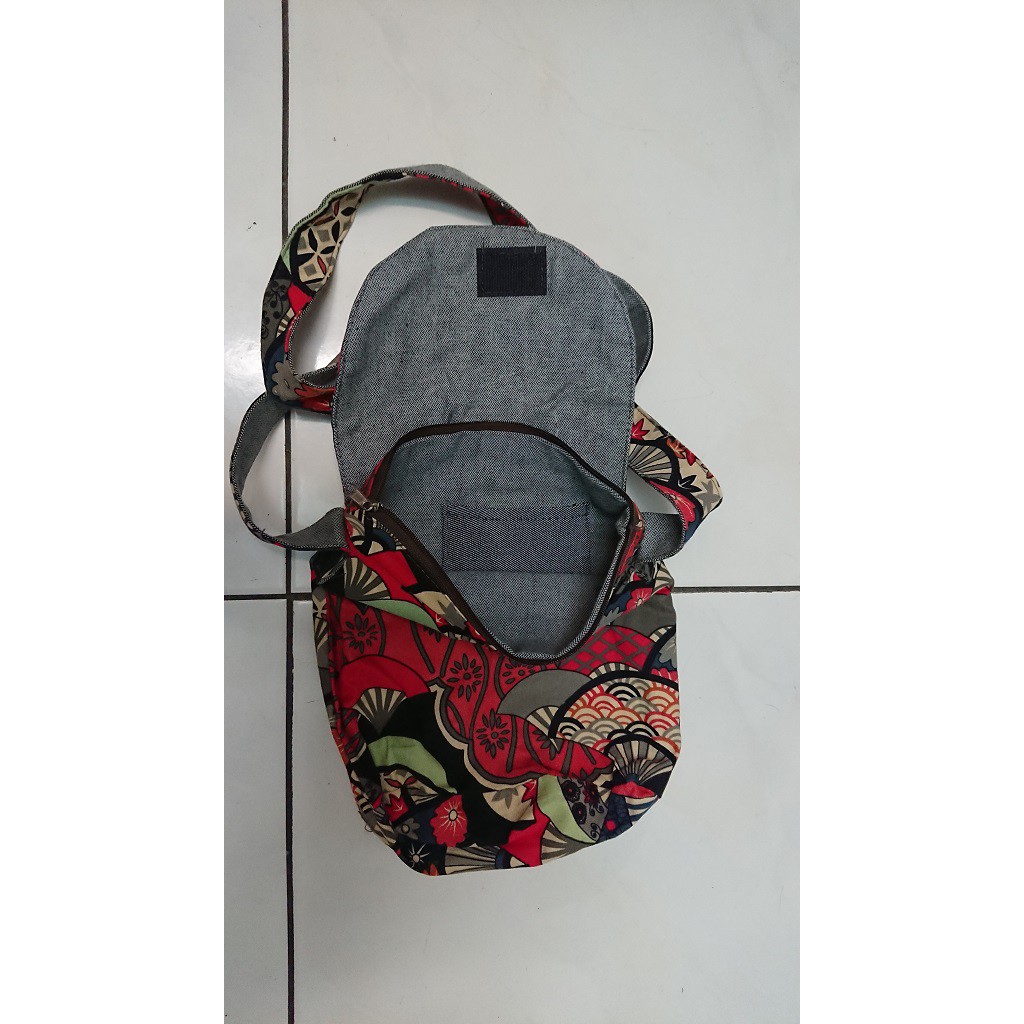 文青日系小側背包 新古品 蝦皮購物