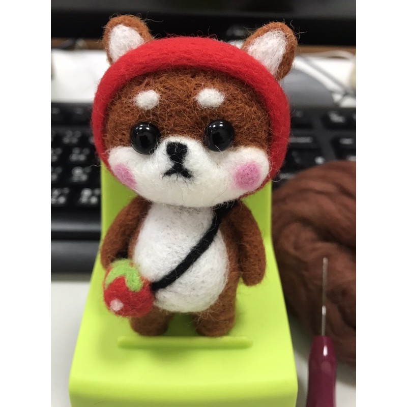 柴犬草莓柴犬羊毛氈 蝦皮購物