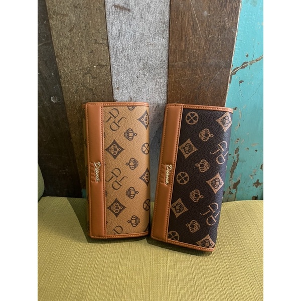 馬上寄出！隔日到貨！最新款DIANA JANES 👑 黛安娜品牌真皮牛皮皇冠印掀蓋式長夾_掀蓋長夾