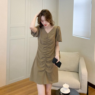 愛依依 洋裝 短袖 裙子 甜美 S-XL新款時尚氣質v領褶皺泡泡袖連身裙T202-5772.