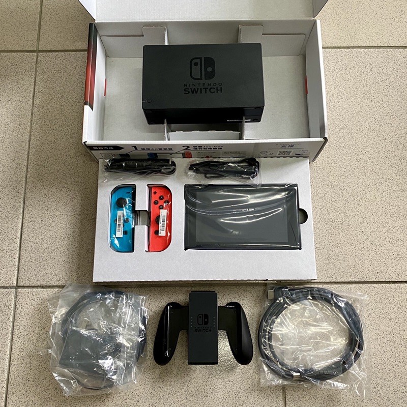 自售二手 一般版 Nintendo Switch 紅藍主機 另送U3記憶卡