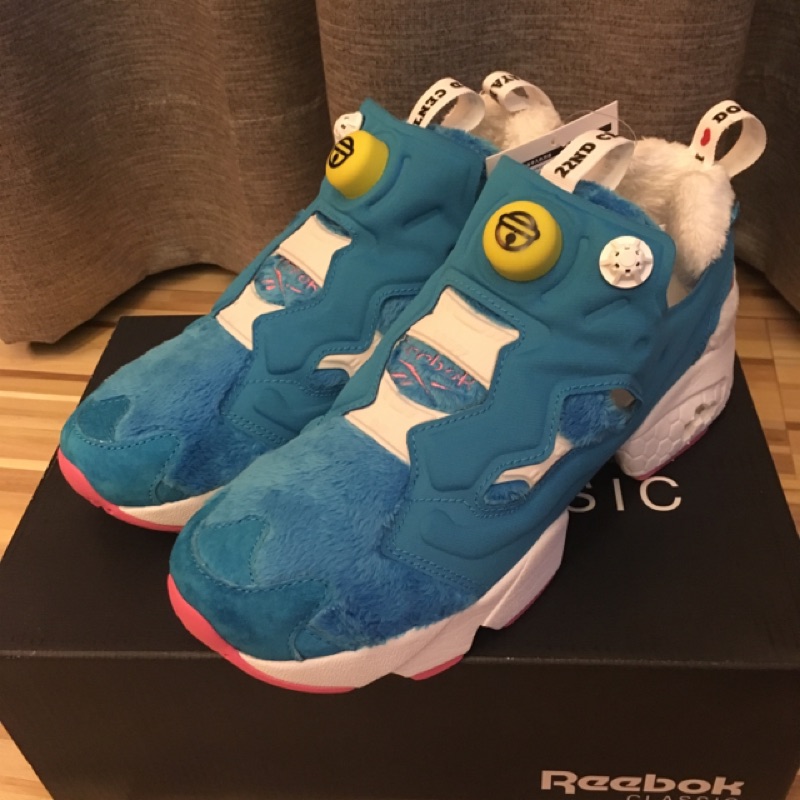 doraemon reebok