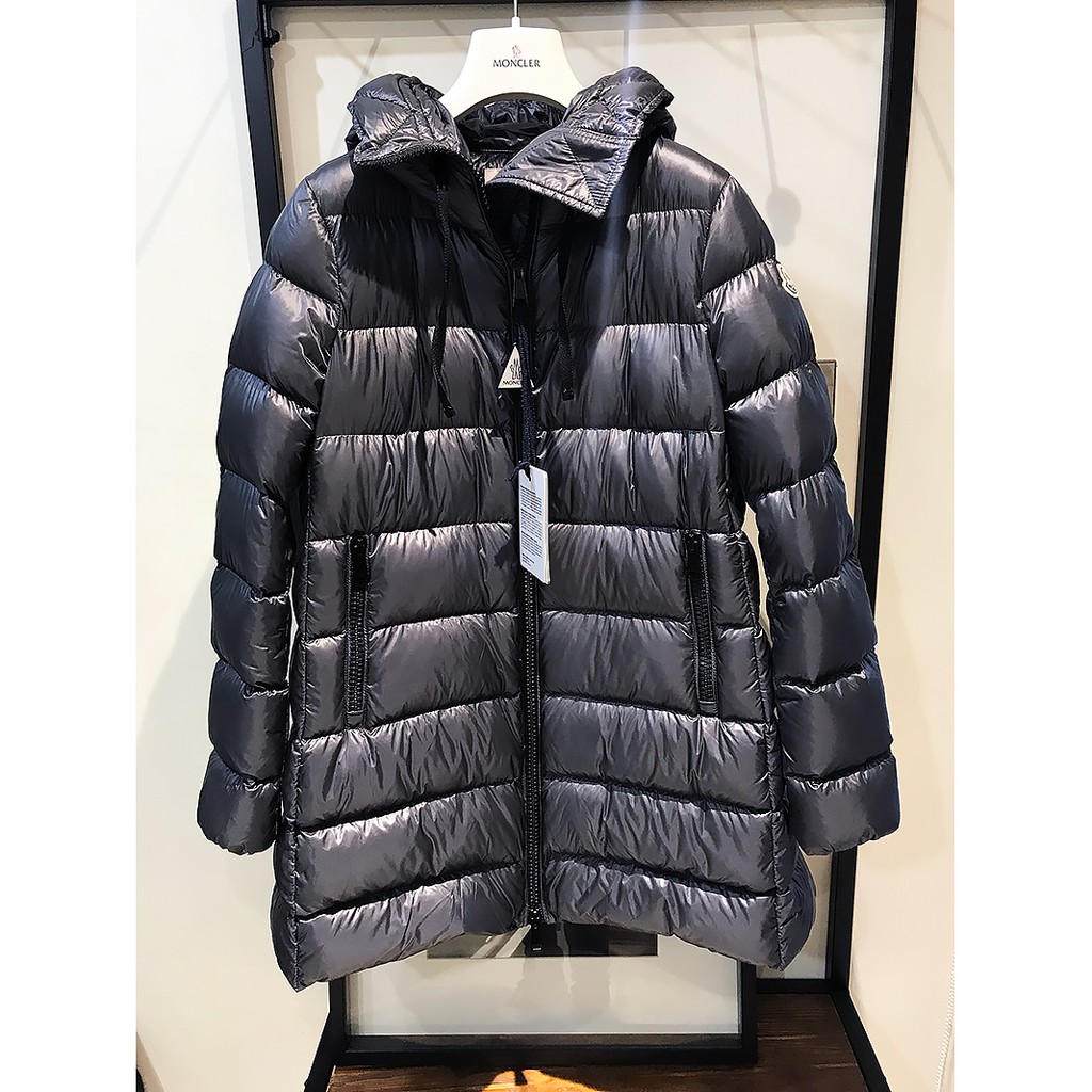 現貨【MONCLER】2018秋冬 SUYEN 中長版 羽絨外套 太空灰 *15%OFF*