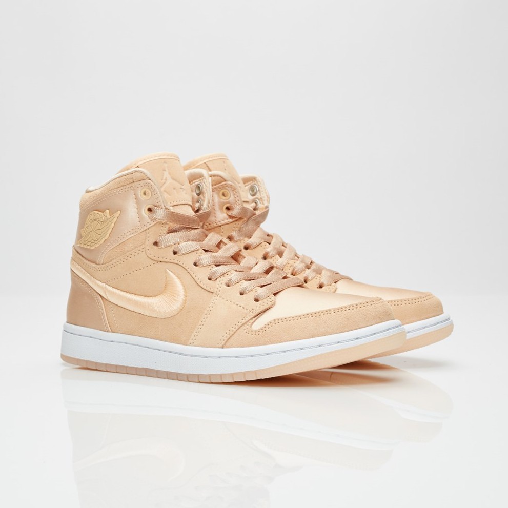 全新現貨🇬🇧Nike Air Jordan 1 Retro High SOH 絲絨金色喬丹女款
