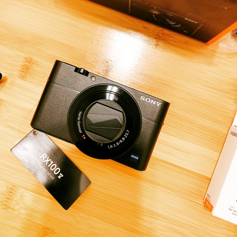 【極新】Sony RX100 M5A數位相機 公司貨+4顆電池