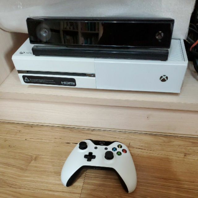 二手現貨 xbox one 白色主機含kinect 無原廠盒裝