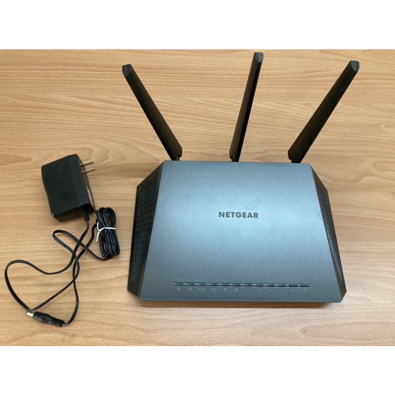 近全新良品 NETGEAR 夜鷹 R7000 AC1900 極速無線寬頻分享器 WiFi分享器 網路分享器