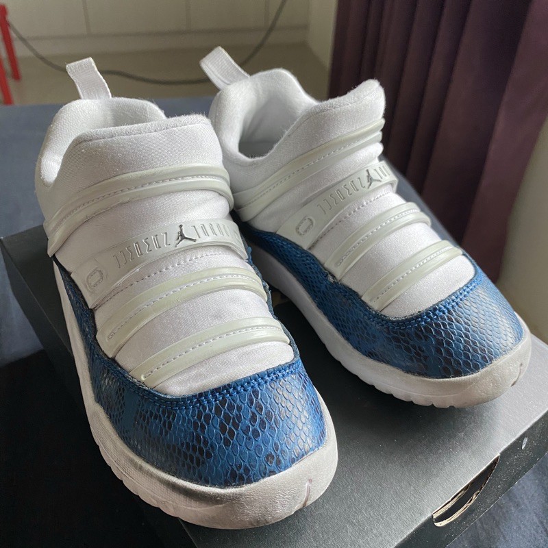 二手18cm Nike Jordan 11 Retro Little Flex PS 中童鞋/毛毛蟲鞋/免綁鞋帶/12C