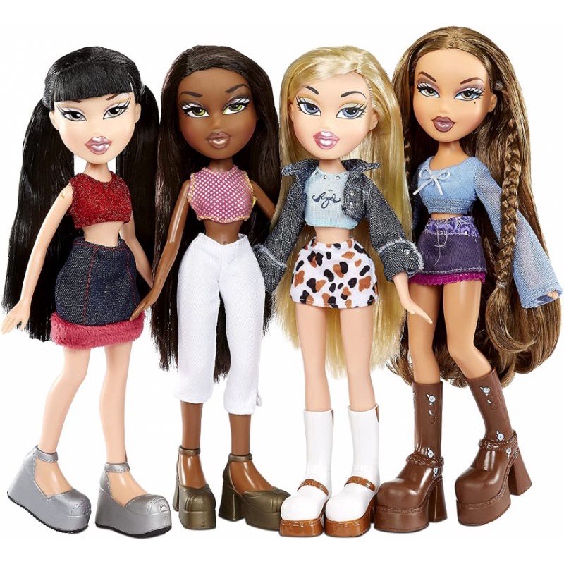 Bratz Passion For Fashion Birthday Foil Balloon 18in main image 0