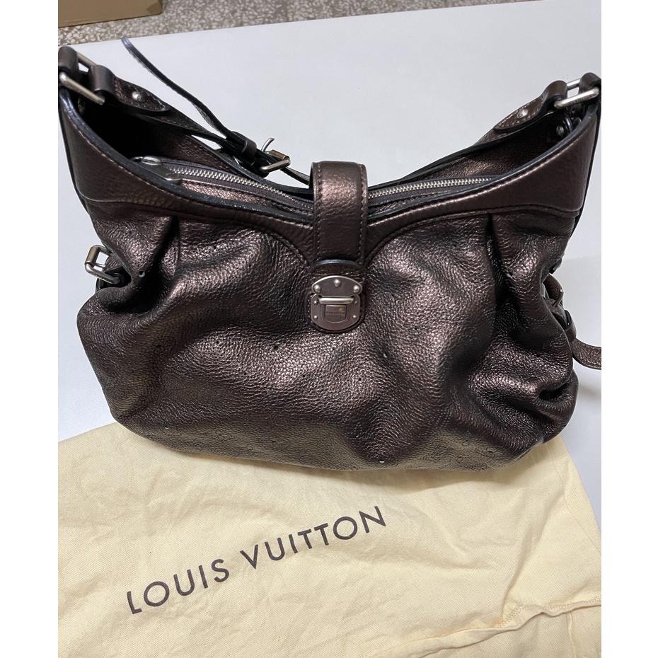 （二手）正品Louis Vuitton路易威登 LV Mahina牛皮包包金屬色/打孔通花/水餃包