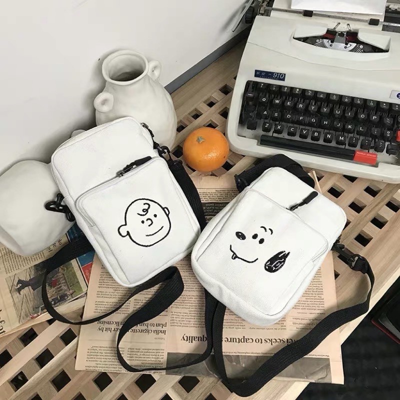 Snoopy 側背包 側背包 肩背包優惠推薦 女生包包 精品21年7月 蝦皮購物台灣