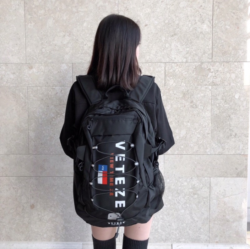 韓國代購 VETEZE big logo 後背包(兩色) | 蝦皮購物