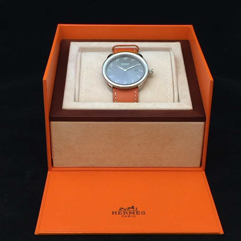 Hermes Arceau 38mm 手錶 有購證、原裝盒和說明書