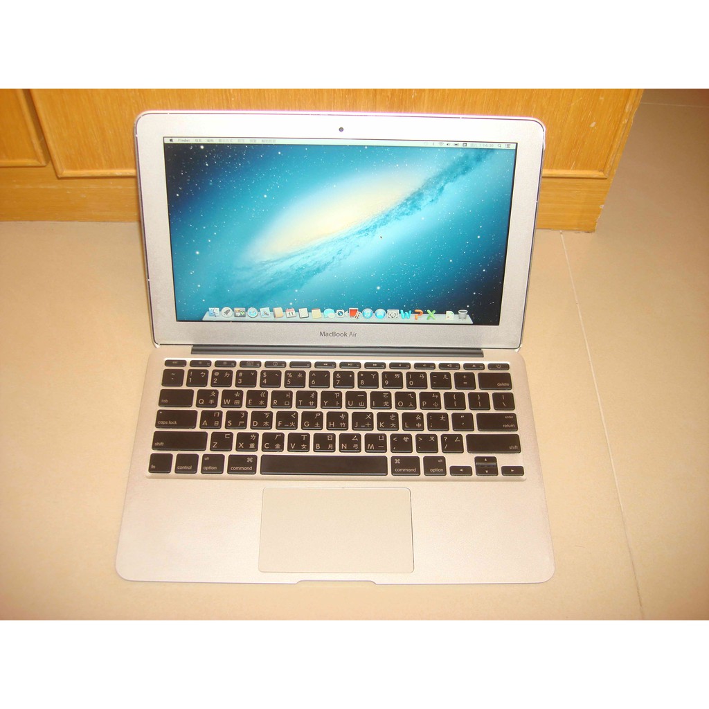 MacBook Air A1370 11 英吋, 2010 年底 雙核1.4GHz /251G ssd