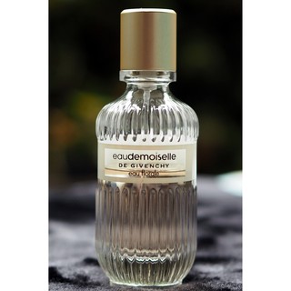 Eaudemoiselle de Givenchy Eau Florale Givenchy 宮廷玉露玫瑰淡香水2ml