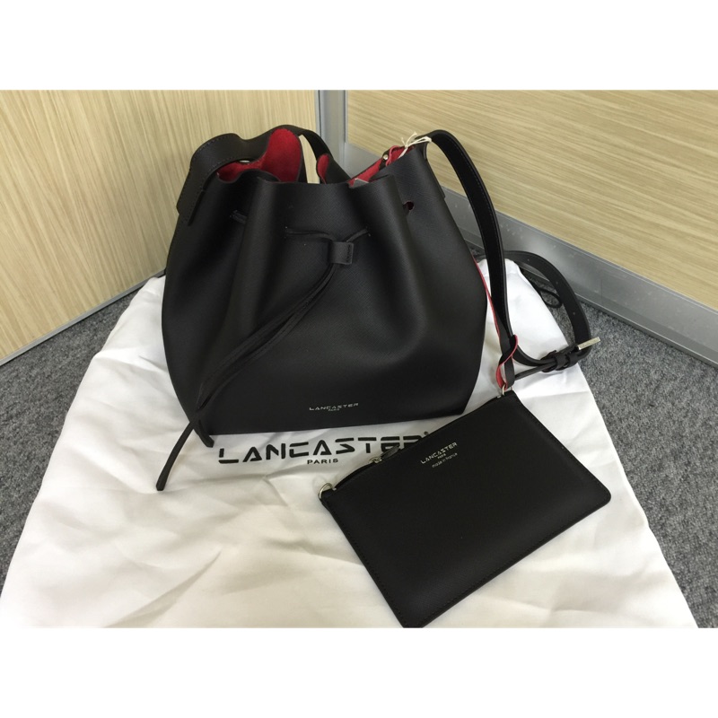 法國國民品牌LANCASTER 牛皮黑色水桶包