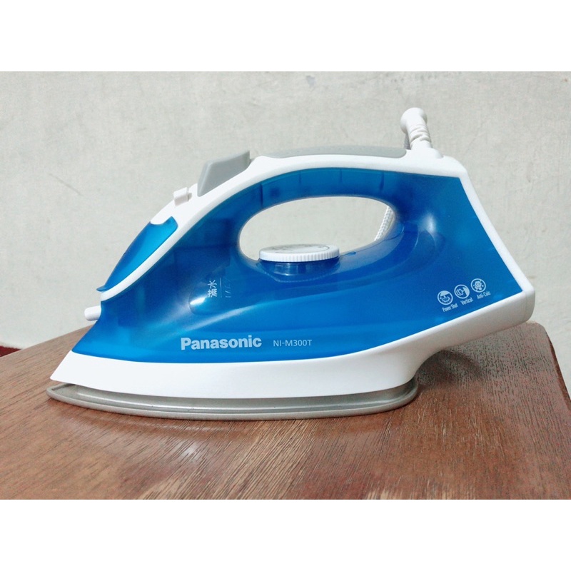 Panasonic NI-M300T 蒸氣熨斗 電熨斗