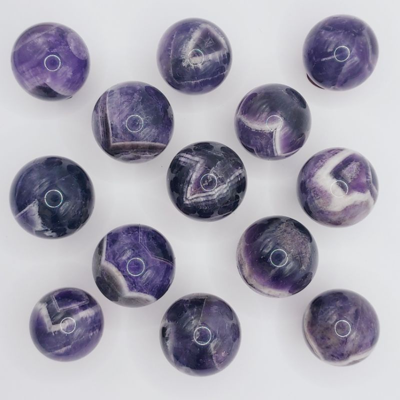 [現貨]夢幻紫水晶球 虎牙紫晶球 紫水晶 礦痕 水晶球 3.4cm~3.8cm提升記憶力穩定情緒👉送漆木座