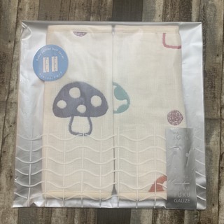 現貨✈️日本製 日本代購 hoppers 蘑菇 揹巾口水巾 安全座椅口水巾