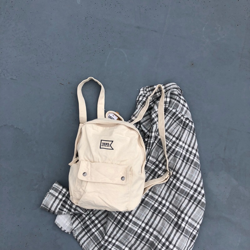 vans hilltop mini backpack