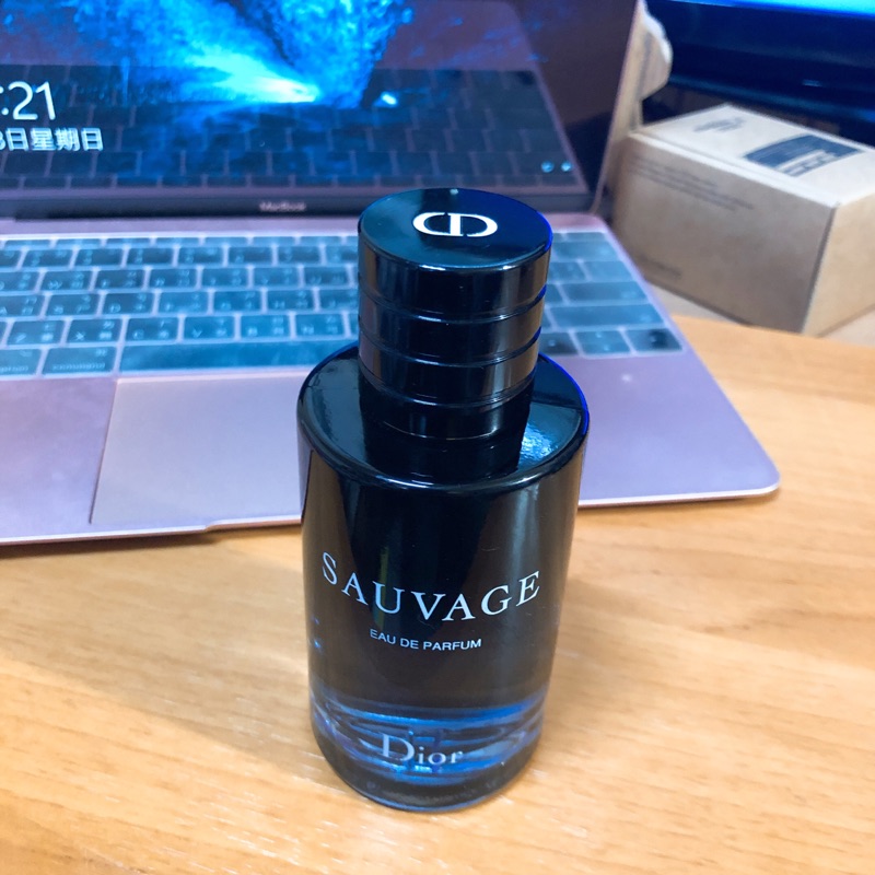 專櫃貨（此為二手香水商品）Dior Sauvage Eau de Parfum 迪奧曠野之心男性淡香水 100ml