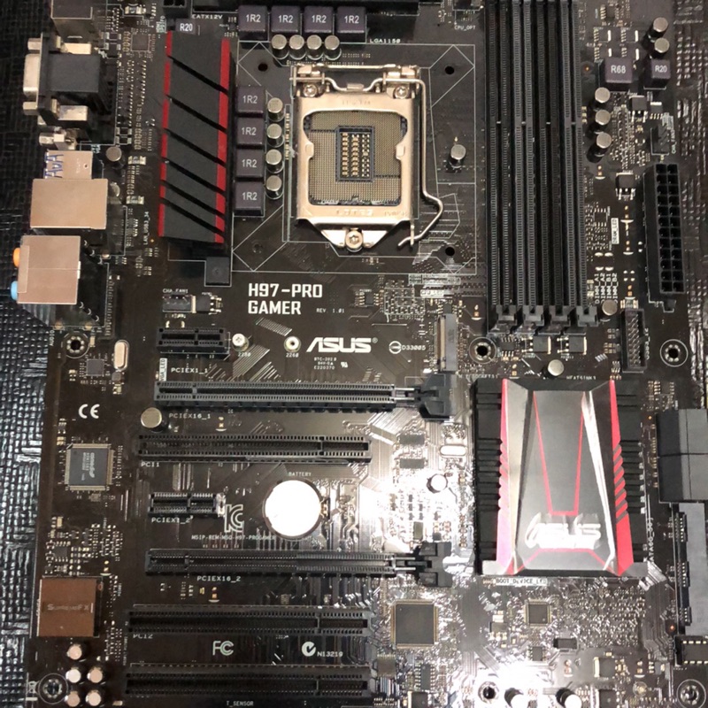 主機板ASUS  h97 pro gaming (z97,b85參考）