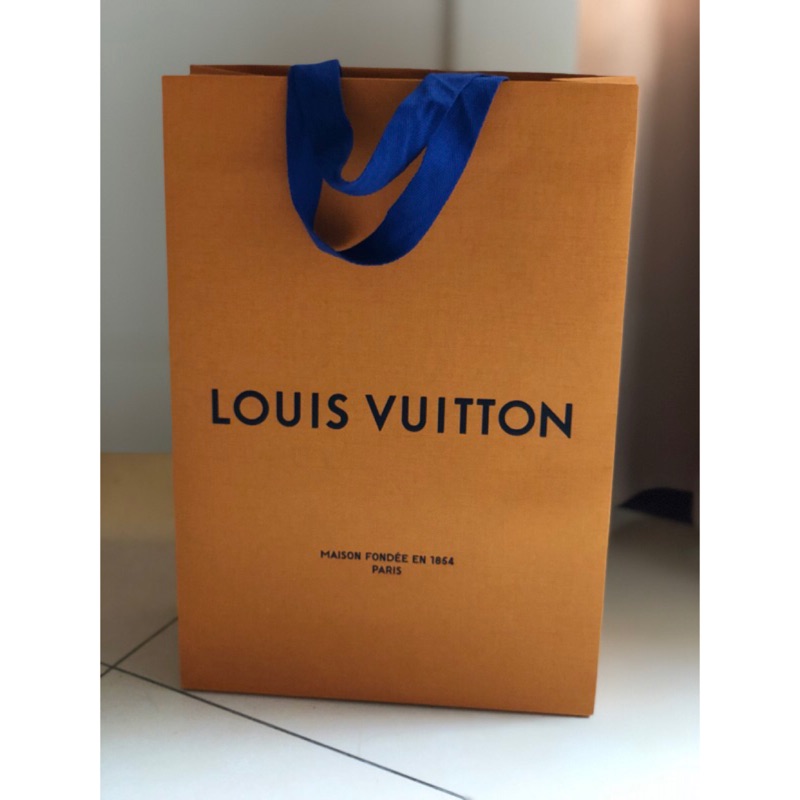 LV LOUIS VUITTON 原廠紙袋/紙盒/信封袋/袋子/盒子送禮包裝新款,巴黎帶回-現貨| 蝦皮購物