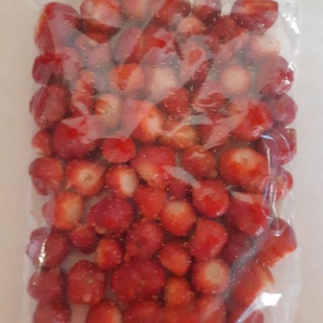 🍓大湖冷凍草莓🍓顆粒1公斤裝特價180元