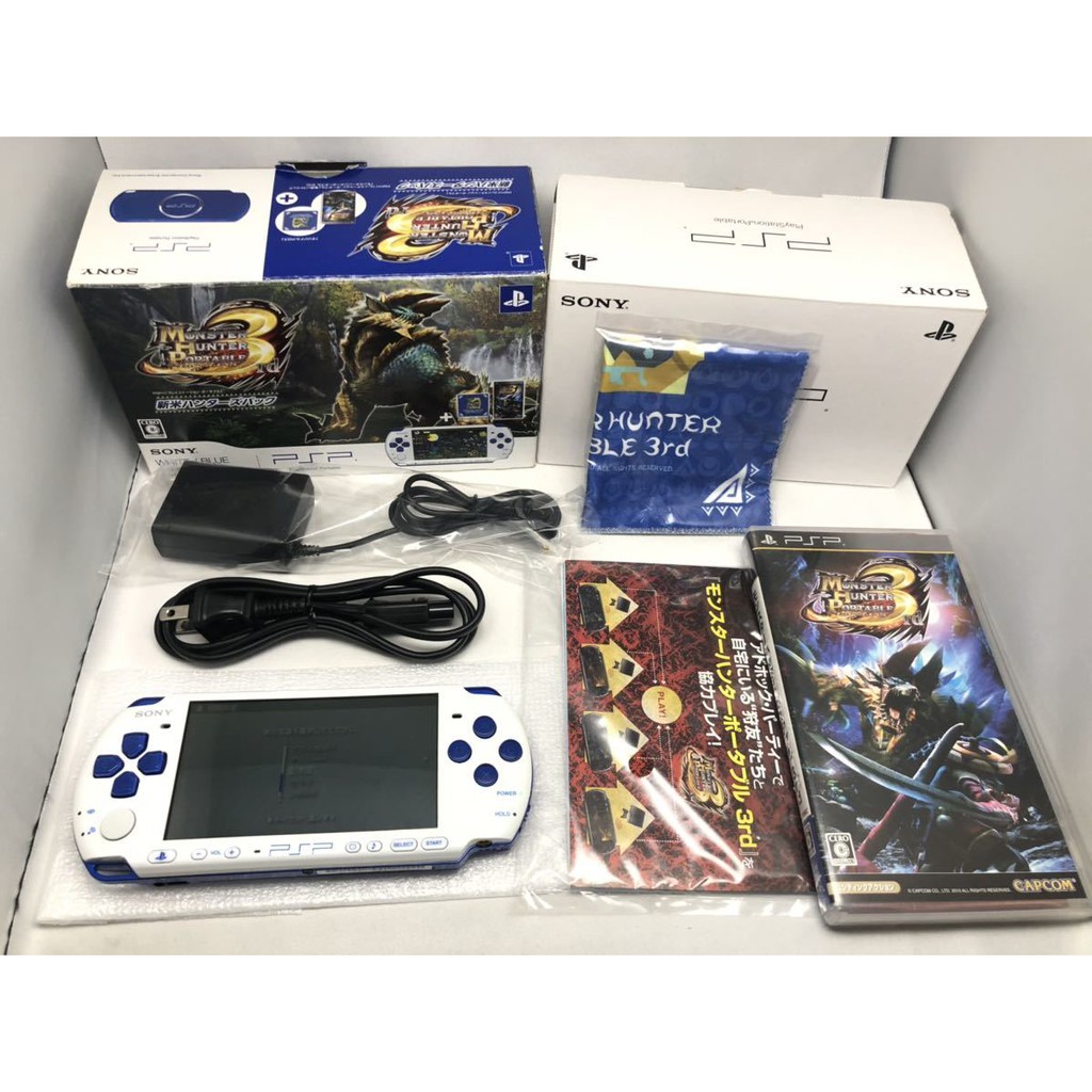 遊戲歐汀 PSP主機+《魔物獵人 攜帶版 3rd》同梱組合「新手獵人包」神王牙 藍白組