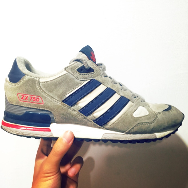 ADIDAS愛迪達 ZX750