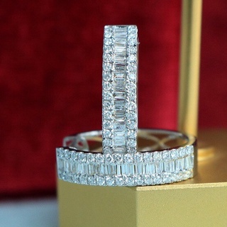 璽朵珠寶 [ 18K金 圈圈 扣式 鑽石 耳環 ] 微鑲工藝 頂尖設計團隊 鑽石權威 婚戒顧問 婚戒第一品牌 GIA