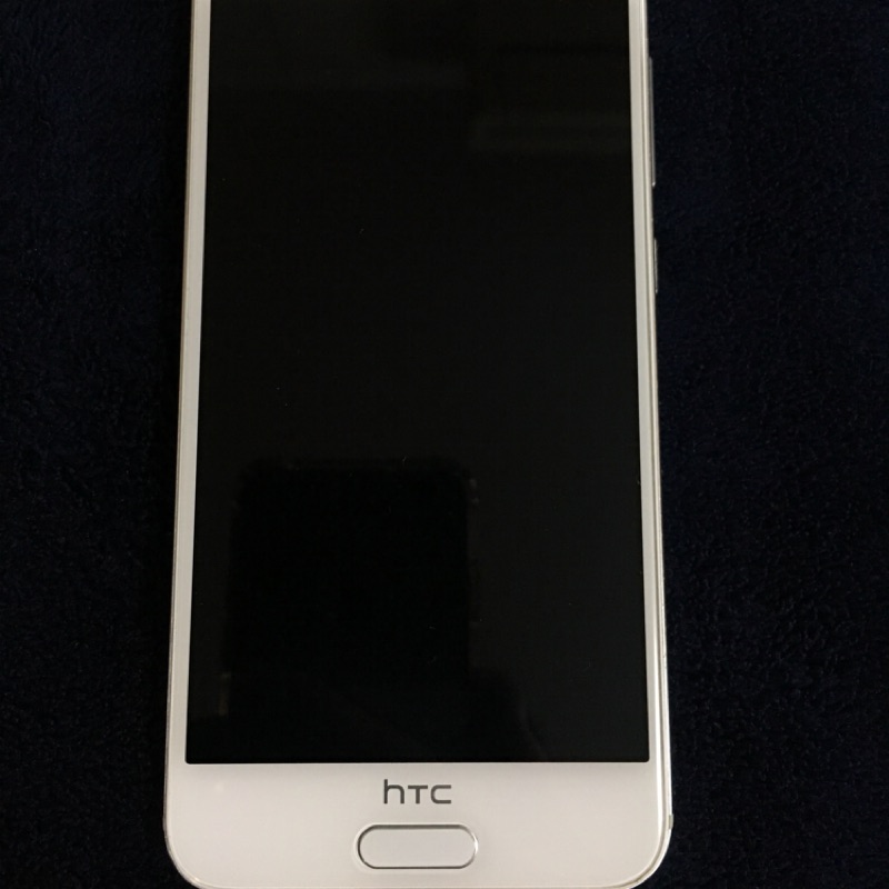 HTC One A9(二手銀色)