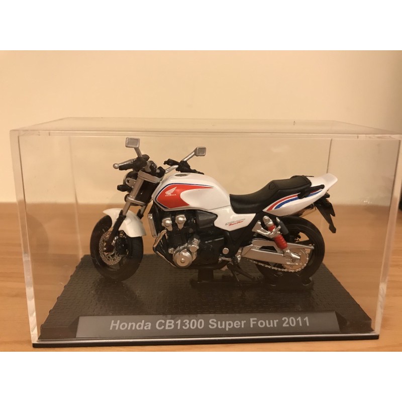 Honda CB1300 Super Four 2011