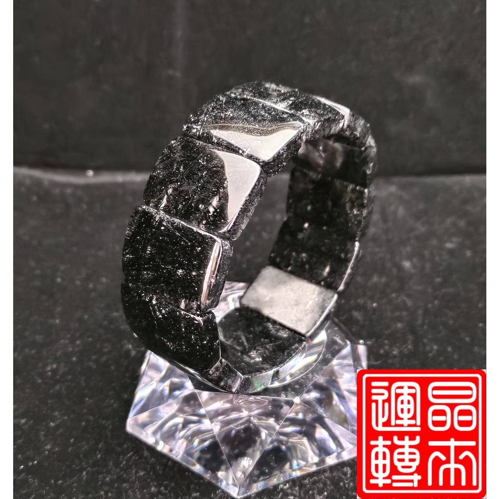 [晶來運轉]黑鈦晶手排 86.3g 25mm 手圍19cm(Titanium rutilated Quartz)