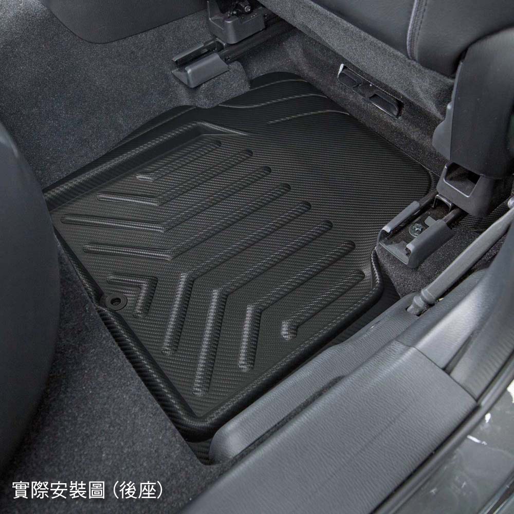 日本BONFORM PVC 碳纖維卡夢 可裁抗菌防臭車墊 後座踏墊 腳踏墊 汽車防水踏墊