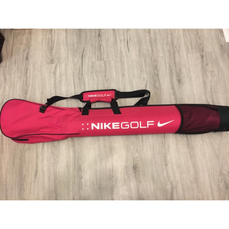 Nike桃紅色高爾夫球練習場袋