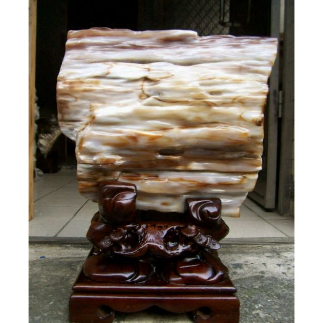 樹化玉/木化石 大橫財重19.7公斤天然有型緬甸樹化玉大擺件附原木雕刻藝術座 需郵寄