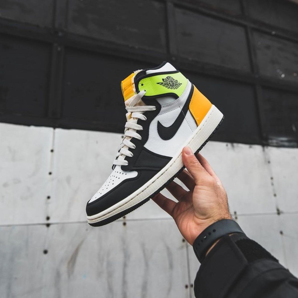 air jordan 1 retro high og elemental gold